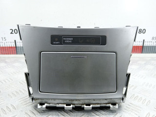 пепельница Toyota Avensis 3 поколение (T270) [рестайлинг] 2012, 2.0 л., МКПП, седан, 5880405190