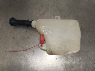 бачок омывателя Peugeot 306 1 поколение [рестайлинг] 2000, 2.0 л., RFV (XU10J4R), бензин, 5МКПП, бордо, универсал