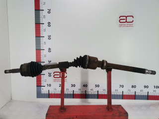 полуось передняя правая (приводной вал, ШРУС) Mitsubishi Colt 6 поколение (Z20/Z30) 2004, 1.5 л., робот, хетчбэк 5 дв., 3815A010