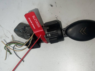 замок зажигания Citroen C5 1 поколение 2001, 6FZ (EW7A), 5МКПП, серебро, хетчбэк 5 дв.