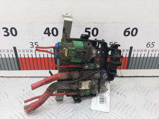 плюсовой провод аккумулятора Nissan Primastar 1 поколение [рестайлинг] 2008, 2.0 л., МКПП, фургон