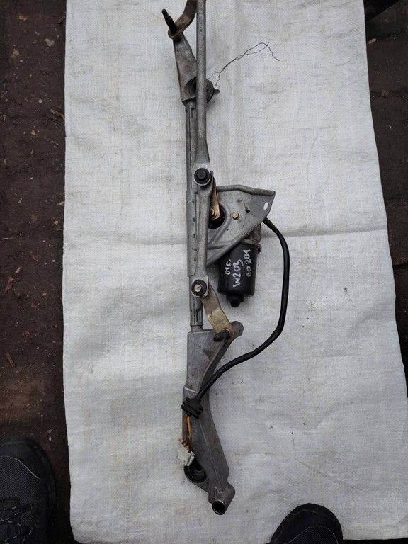 механизм стеклоочистителя (трапеция дворников) Mercedes-Benz C-Класс W203/S203/CL203 2003, 2.2 л., CDi, дизель, МКПП, седан - фото №1