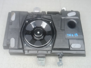 сабвуфер Land Rover Range Rover Evoque L538 2014, 2.2 л., D, дизель, АКПП, внедорожник 5 дв., BJ3218808EB