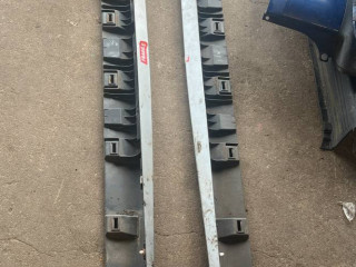 накладка на порог Dacia Duster 1 поколение 2013, 1.5 л., K9K 898, дизель, 6МКПП, внедорожник 5 дв.