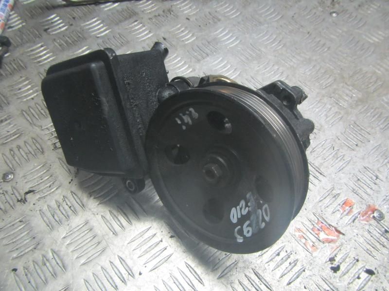 насос гидроусилителя руля Mercedes-Benz E-Класс W210/S210 1998, 2.4 л., АКПП, седан - фото №1