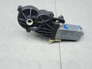 Моторчик сидения передний Mercedes-Benz M-Класс W164 2007, 3.0 л., дизель, внедорожник 5 дв.