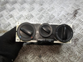 блок управления печки / климат-контроля Volkswagen Golf 4 поколение 2001, 1.4 л., бензин, МКПП, универсал, 1J0820045F