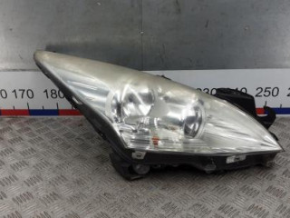 фара правая Peugeot 3008 1 поколение 2010, 1.6 л., VTI, бензин, МКПП, хетчбэк 5 дв., 9685472680