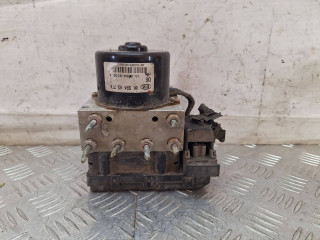 блок ABS Kia Clarus 1 поколение [рестайлинг] 1999, 2.0 л., бензин, МКПП, универсал, 0K9B4437T0