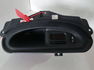 дисплей Renault Megane 1 поколение 1997, 1.6 л., K7M 690, бензин, 5МКПП, хетчбэк 5 дв.