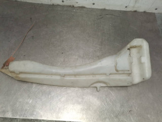 бачок омывателя Renault Megane 1 поколение 1996, 1.6 л., K7M 690, бензин, 5МКПП, серебро, хетчбэк 5 дв.