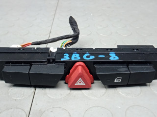 кнопка аварийной сигнализации Kia Ceed 1 поколение 2010, 1.6 л., бензин