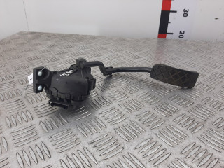 педаль Audi A8 D3 [рестайлинг] 2006, 4.2 л., АКПП, седан, 4E1723523G