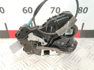 замок двери передней правой Lexus CT 1 поколение 2013, 1.8 л., АКПП, хетчбэк 5 дв., 6903042230