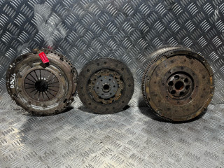 комплект сцепления Volkswagen Golf 4 поколение 2004, 1.9 л., ASZ, дизель, 6МКПП, универсал