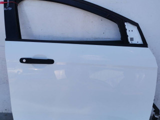 дверь передняя правая Ford Focus 3 поколение 2012, 1.6 л., T1DB, дизель, 6МКПП, хетчбэк 5 дв.