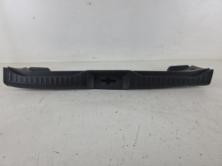 накладка внутренняя на заднюю панель кузова Nissan Elgrand E52 2017, 3.5 л., бензин, правый руль, 849903GP0A