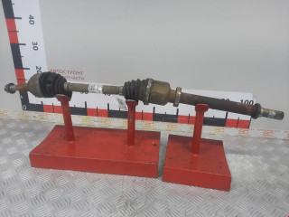 полуось передняя правая (приводной вал, ШРУС) Renault Twingo 2 поколение 2008, 1.5 л., МКПП, хетчбэк 3 дв., 8200482436