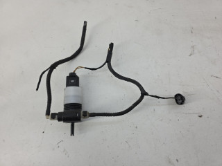 насос (моторчик) омывателя стекла BMW 2 серия Active Tourer F45 2015, 2.0 л., B48 A20 A, 2048660521