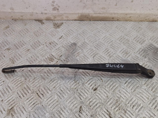 щеткодержатель (поводок стеклоочистителя, дворник) Volkswagen Fox 2 поколение 5Z 2007, 1.2 л., бензин, МКПП, хетчбэк 5 дв., 5Z0955409A