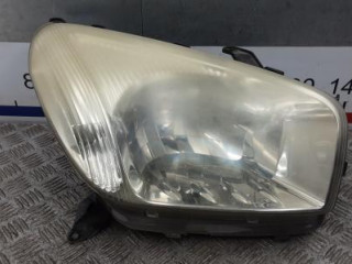фара правая Toyota RAV4 2 поколение (XA20) 2003, 2.0 л., D-4D, дизель, МКПП, внедорожник 5 дв.