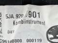 щиток приборов (приборная панель) Skoda Rapid 1 поколение NH 2015, 1.4 л., МКПП, хетчбэк 5 дв., 5JA920901 - фото №6