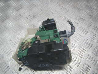 замок двери передней левой Volkswagen Passat B5 [рестайлинг] 2002, 2.0 л., бензин, МКПП, универсал