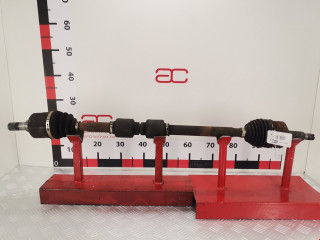 полуось передняя правая (приводной вал, ШРУС) Hyundai ix35 1 поколение LM 2012, 1.7 л., МКПП, внедорожник 5 дв., 495012Y900