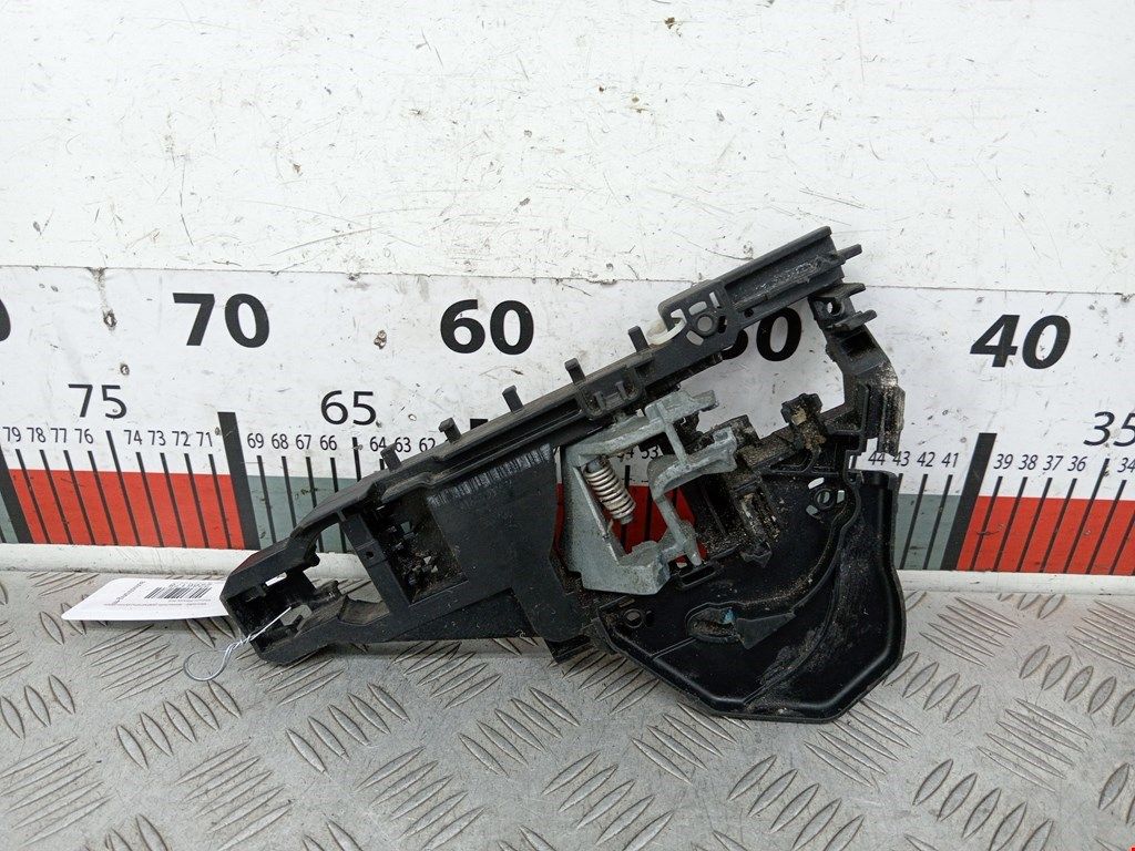 скелет ручки двери Mercedes-Benz M-Класс W164 2007, 3.0 л., АКПП, внедорожник 5 дв., A1647600434 - фото №1