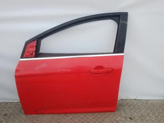 дверь передняя левая Ford Focus 3 поколение 2013, 1.0 л., бензин, МКПП, хетчбэк 5 дв.