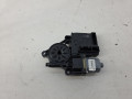 моторчик стеклоподъемника передний левый Volkswagen Passat B7 2013, 1.8 л., TFSI, CDAA, бензин, серебро, передний привод, правый руль, 3C0959792C - фото №2