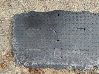 корыто пластиковое Tesla Model Y 1 поколение (2020 - 2026), 1519409-00-B, 1519409