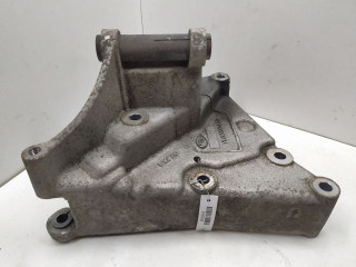 кронштейн генератора Land Rover Range Rover Sport 1 поколение 2007, 3.6 л., TD, дизель, АКПП, полный привод, YLU500430