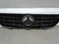 решетка радиатора Mercedes-Benz CLK-Класс C209/A209 2004, 2.7 л., дизель, купе - фото №4