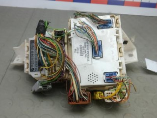 блок предохранителей Fiat Sedici 1 поколение 2006, 1.9 л., дизель, МКПП, хетчбэк 5 дв., 3677079J20