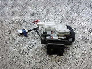 замок багажника Mazda 2 1 поколение 2005, 1.4 л., бензин, МКПП, минивэн