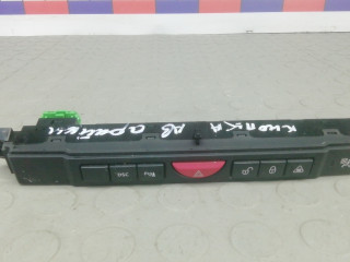 кнопка аварийной сигнализации Land Rover Range Rover Sport 1 поколение 2007, 3.6 л., D, дизель, АКПП, внедорожник 5 дв., YUL501380