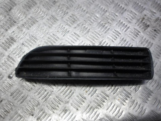 заглушка (решетка) в бампер Audi A4 B5 1995, 2.6 л., бензин, МКПП, седан, 8D0807345B