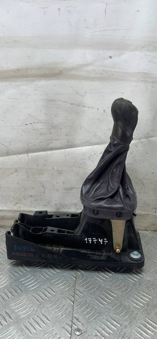 кулиса Mercedes-Benz A-Класс W168 2001, 1.4 л., бензин, МКПП, минивэн, A1683601009 - фото №1