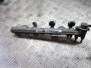 форсунка Volkswagen Golf 3 поколение 1999, 1.6 л., бензин, 036031A