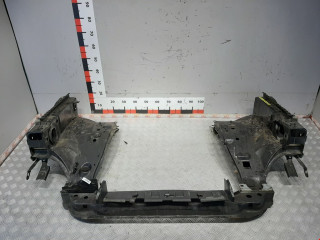 усилитель бампера переднего Land Rover Discovery 3 поколение 2007, 2.7 л., АКПП, внедорожник 5 дв., LR015274