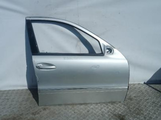 дверь передняя правая Mercedes-Benz E-Класс W211/S211 2003, 3.2 л., дизель, АКПП, универсал
