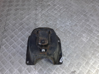 крепление запаски Suzuki Grand Vitara 1 поколение 2004, 2.0 л., МКПП, внедорожник 5 дв., 8396165D00