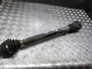 полуось передняя правая (приводной вал, ШРУС) Volkswagen Caddy 2 поколение 2001, 1.9 л., дизель