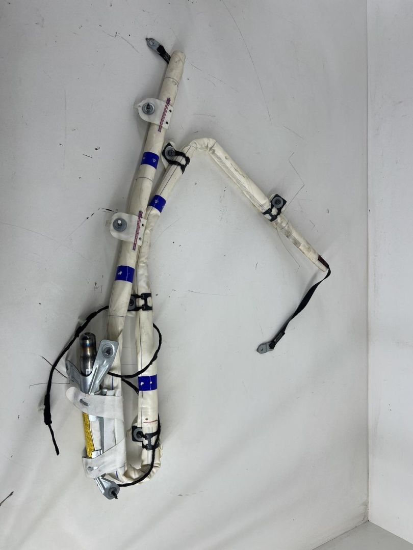 подушка безопасности боковая (шторка) Jaguar XJ 4 поколение 2015, 2.0 л., бензин, AW9314K160 - фото №1