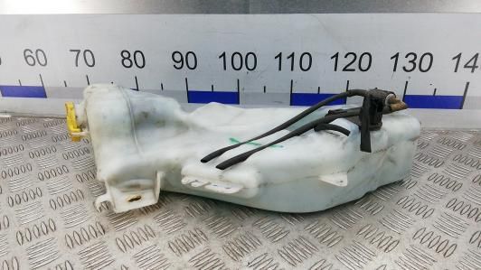 насос (моторчик) омывателя стекла Dodge Journey 1 поколение 2009, 2.0 л., дизель, МКПП, внедорожник 5 дв. - фото №1