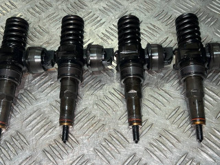 форсунка Skoda Octavia 1 поколение [рестайлинг] 2001, 1.9 л., AXR, дизель, 5МКПП, 038130073AG