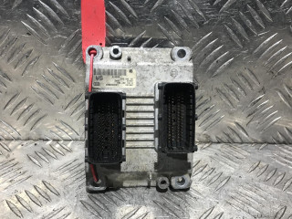 блок управления двигателем Opel Agila 1 поколение (A) 2001, 1.0 л., бензин, МКПП, седан, 0261207961, 207961, 55350549