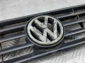 решетка радиатора Volkswagen Polo 2 поколение [рестайлинг] 1994, 1.0 л., МКПП, хетчбэк 3 дв., 867853653G - фото №2