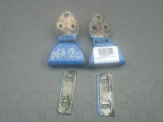 петля двери IVECO Daily 3 поколение 2005, 2.3 л., D, дизель, МКПП, микроавтобус